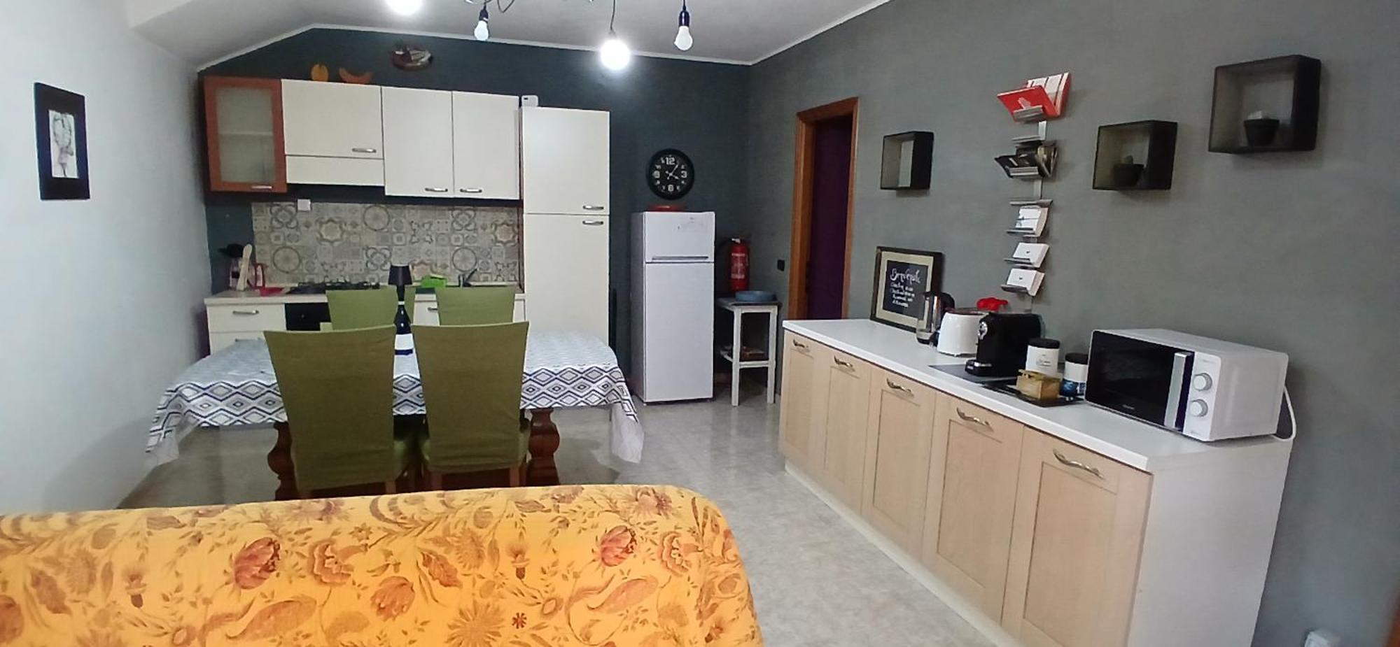 Calosso Casa Vacanza Il Colle Del Vento מראה חיצוני תמונה
